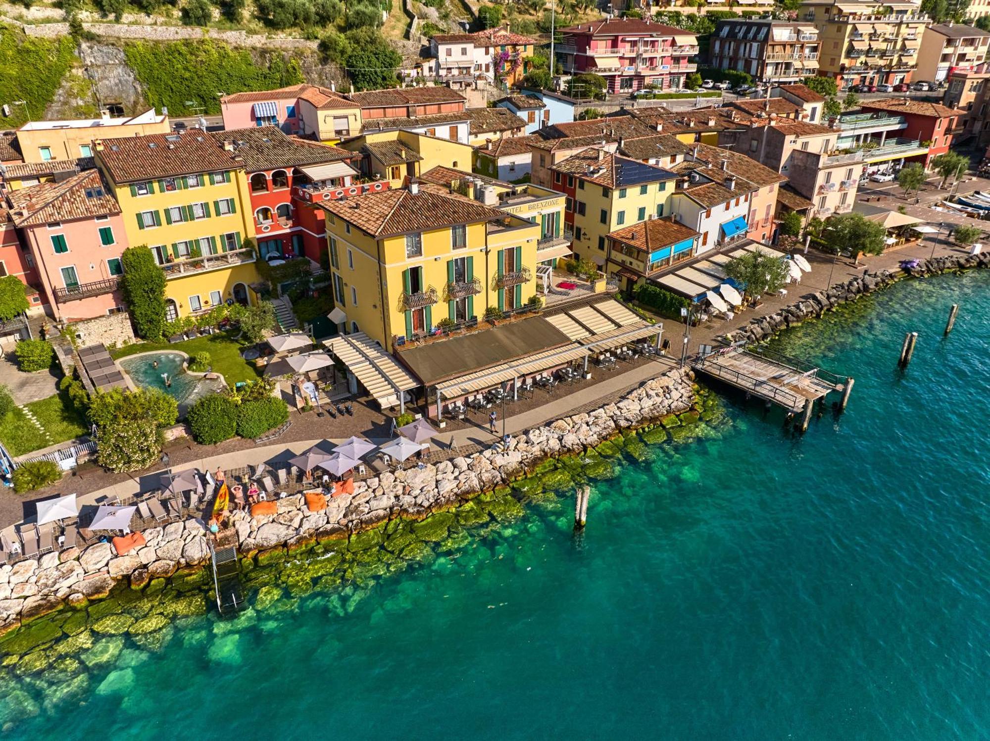 Lake Front Hotel Brenzone Ngoại thất bức ảnh
